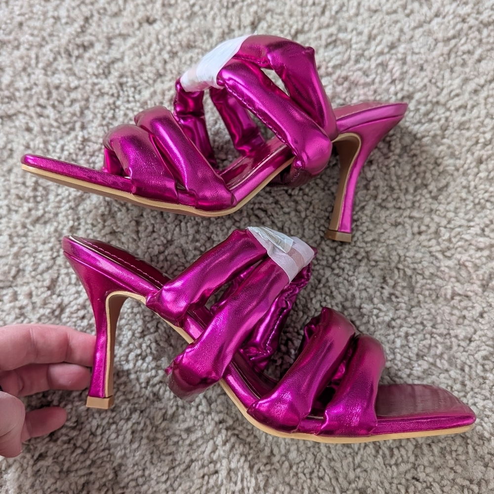 Cape Robbin Fuchsia Pink Carlene Metallic Faux Leather Slip-on Heel Sandals Sz 7 - Picture 11 of 16